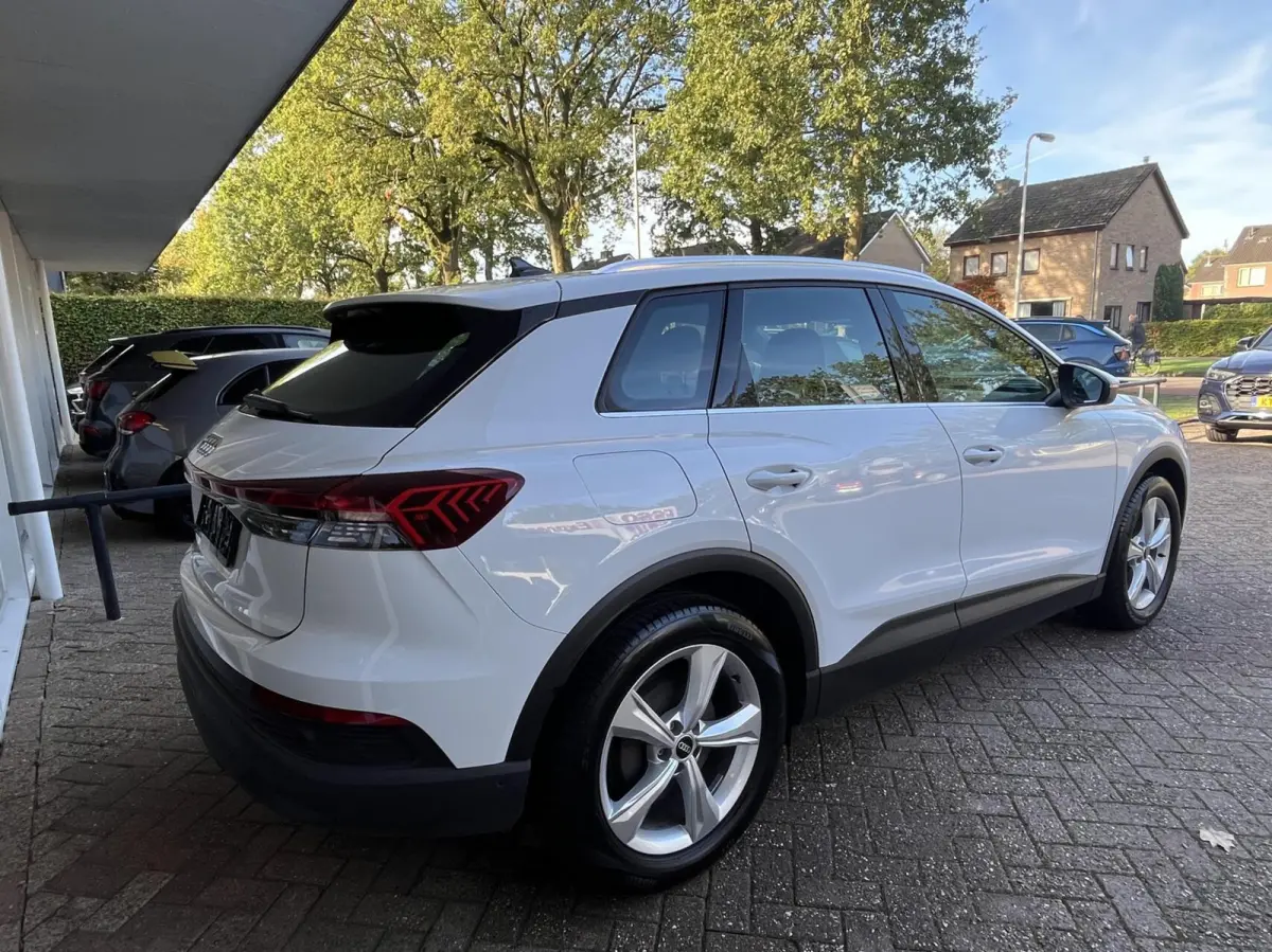40 Edition 77 kWh Camera, Carplay, Lm..