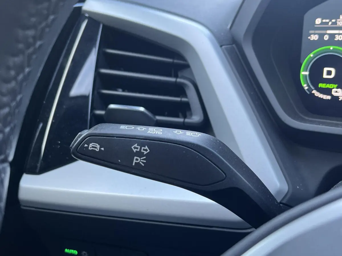 40 Edition 77 kWh Camera, Carplay, Lm..