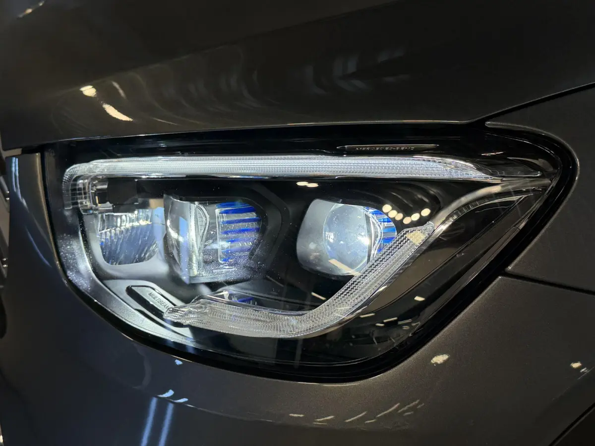 4MATIC 18"/SOH 87%/Trekhaak/Leder + memory/Stoelverwarming/Matrix LED/Dodehoek/360 camera/Apple Carplay & Android Auto