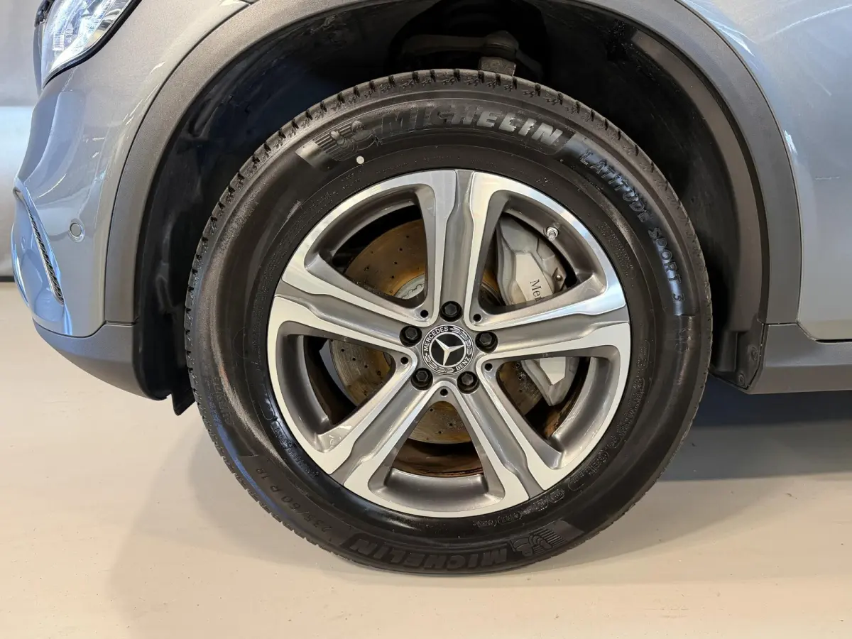 4MATIC 18"/SOH 87%/Trekhaak/Leder + memory/Stoelverwarming/Matrix LED/Dodehoek/360 camera/Apple Carplay & Android Auto