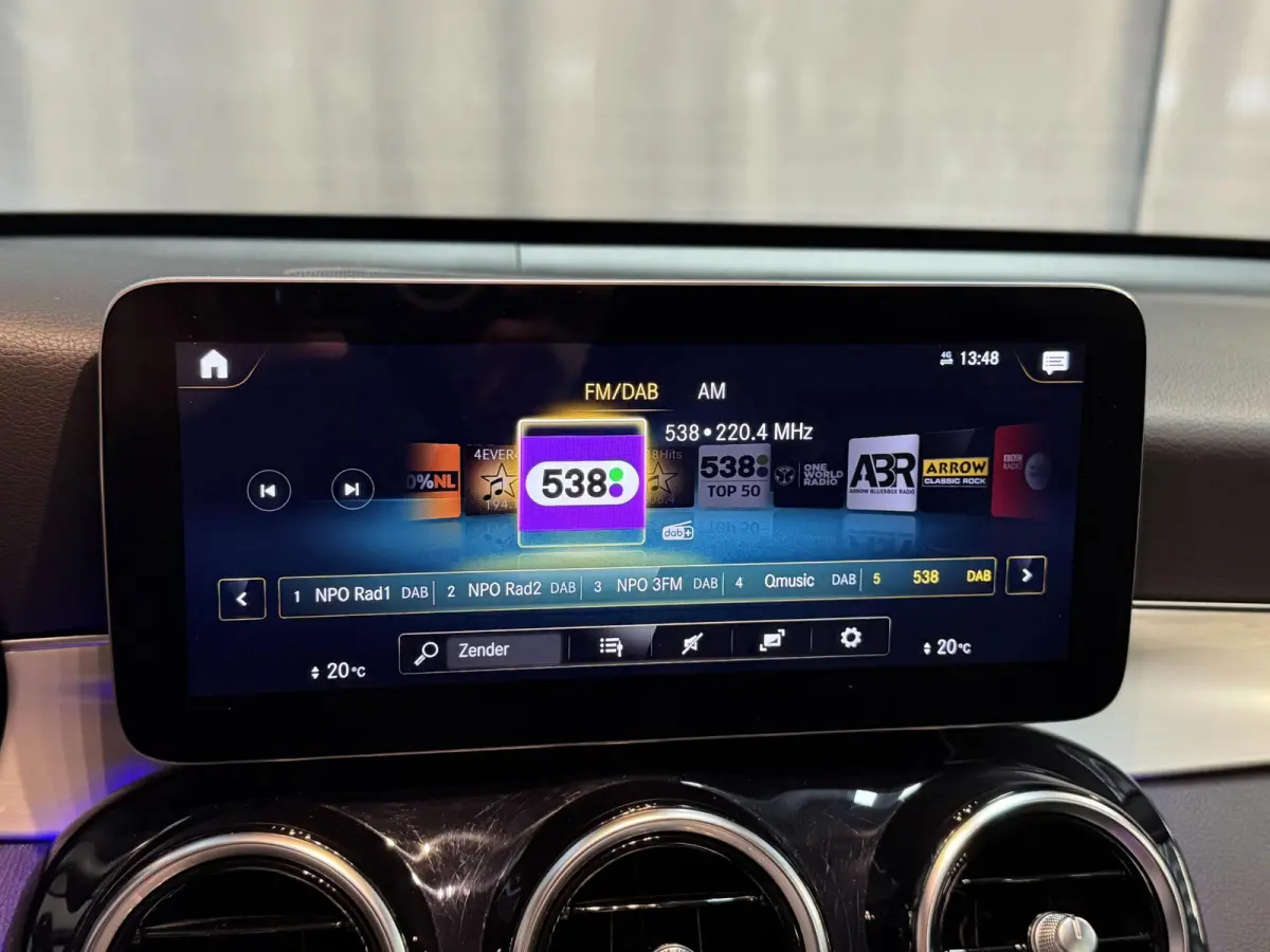 4MATIC 18"/SOH 87%/Trekhaak/Leder + memory/Stoelverwarming/Matrix LED/Dodehoek/360 camera/Apple Carplay & Android Auto