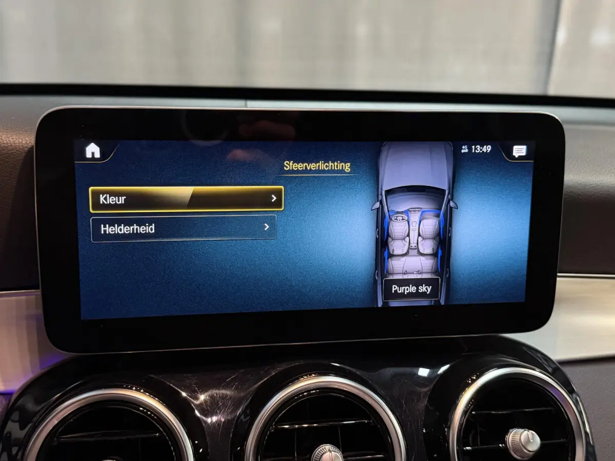 4MATIC 18"/SOH 87%/Trekhaak/Leder + memory/Stoelverwarming/Matrix LED/Dodehoek/360 camera/Apple Carplay & Android Auto
