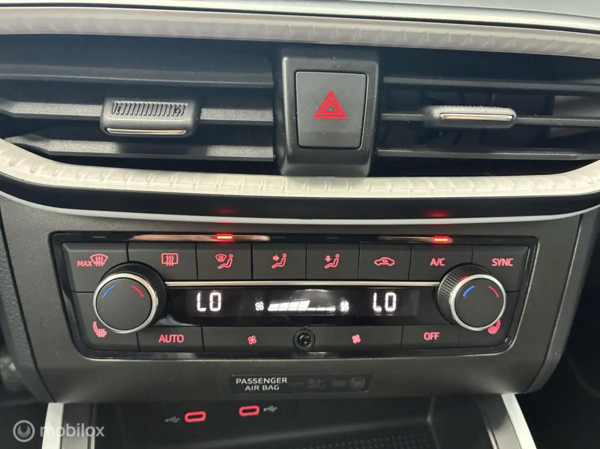 1.0 TSI Style Business Intense | CarPlay | Digitale Cockpit | NAP