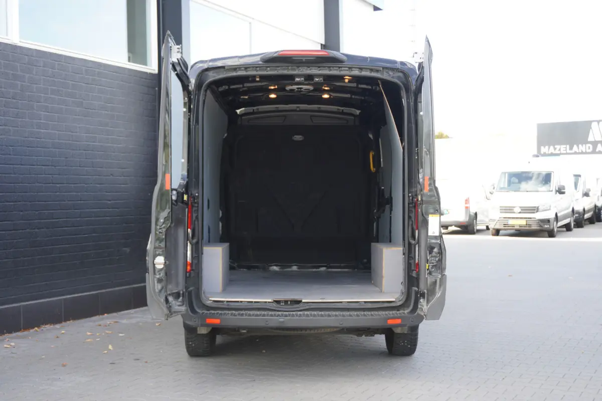 2.0 TDCI 130PK L2H2 EURO 6 - Airco - Navi - PDC - €14.900,- Excl.