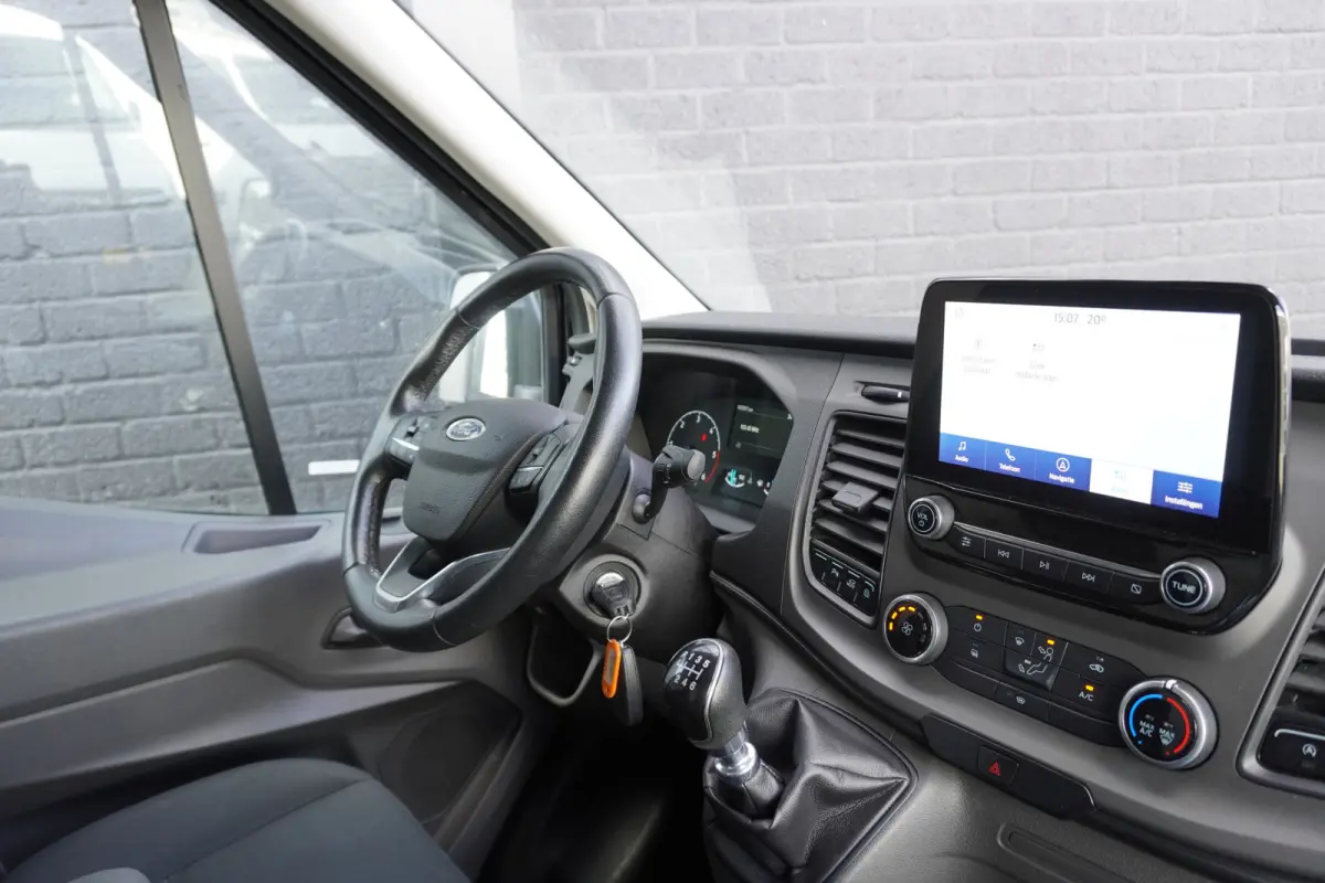 2.0 TDCI 130PK L2H2 EURO 6 - Airco - Navi - PDC - €14.900,- Excl.