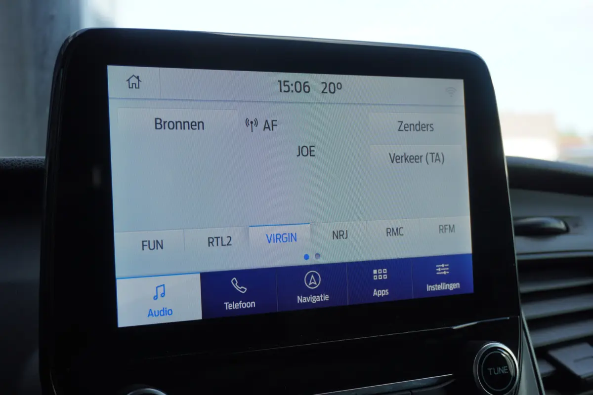 2.0 TDCI 130PK L2H2 EURO 6 - Airco - Navi - PDC - €14.900,- Excl.