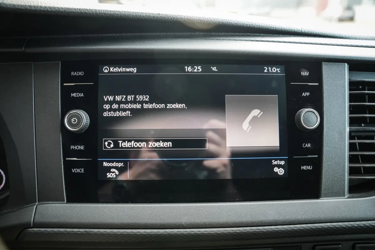 2.0 TDI L1H1 28 Comfortline | Navi | Bluetooth | Metallic lak | Trekhaak | Elektr. ramen |