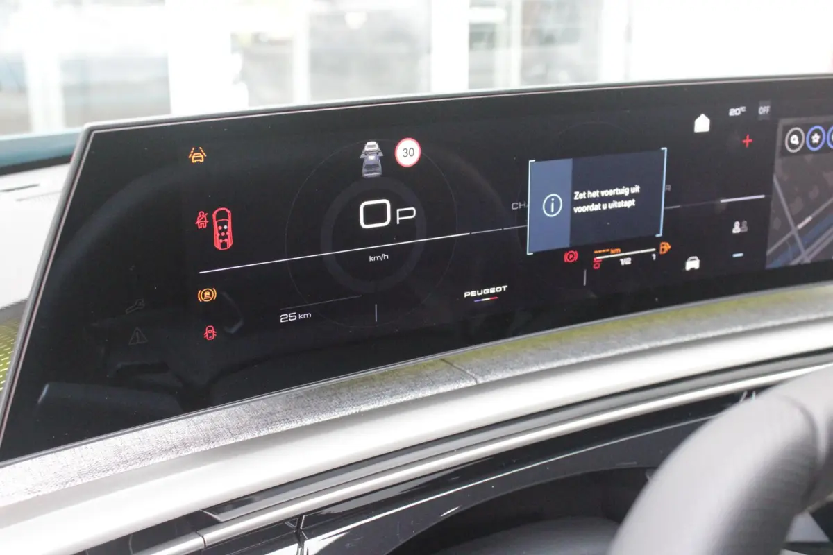 1.2 Hybrid 145PK AUTOMAAT GT 7p | PANORAMISCH SCHUIFDAK PACK | 360° VISION & DRIVE ASSIST PLUS PACK: (360° CAMERA, BUITENSPIEGELS MET KANTELFUNCTIE, DRIVE ASSIST 2.0, DRAADLOZE TELEFOONLAD