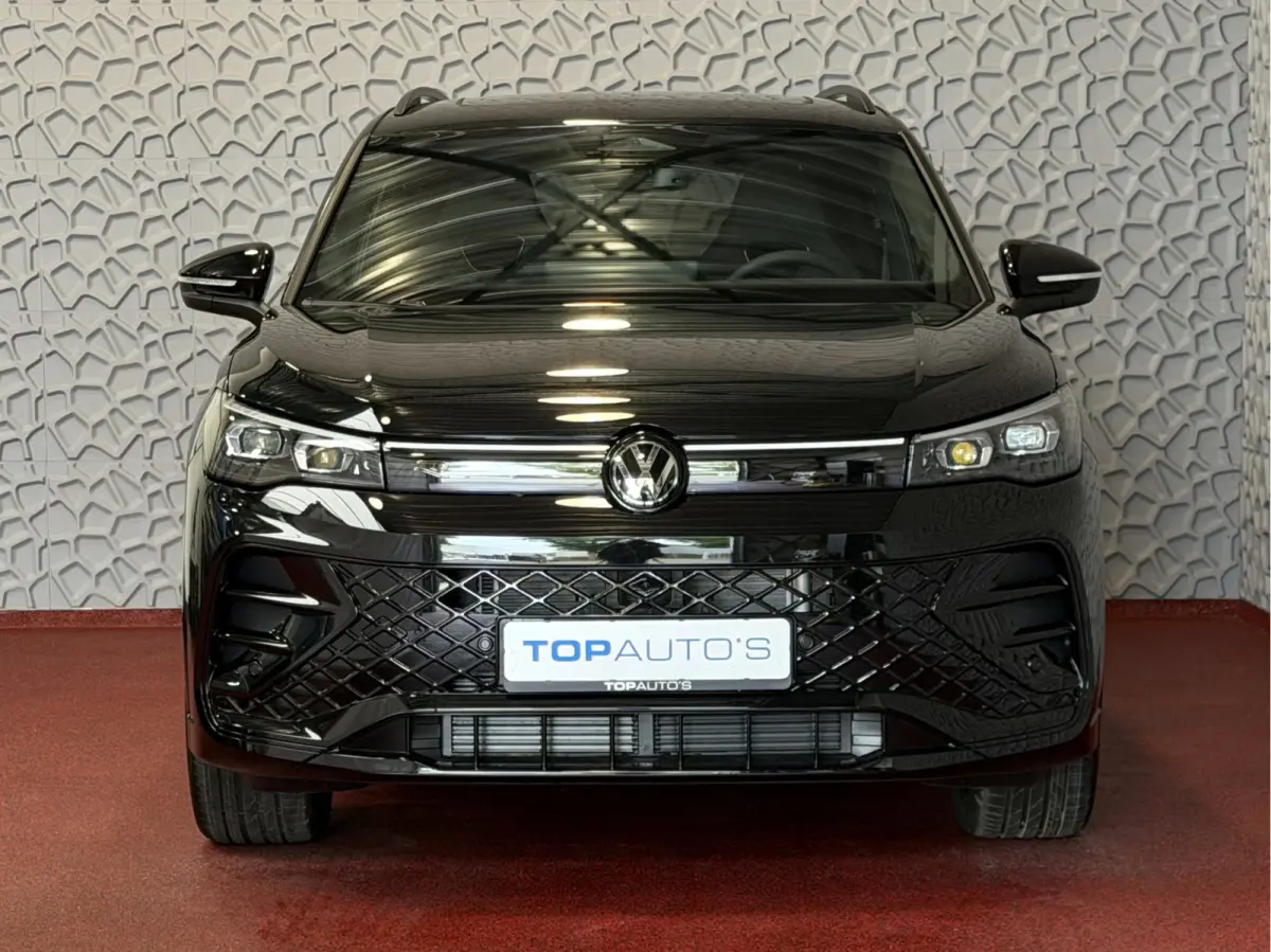 1.5 eTSI 150PK BENZINE R-Line Black Style | Panorama | HUD | Trekhaak | 360° Camera | Nieuw