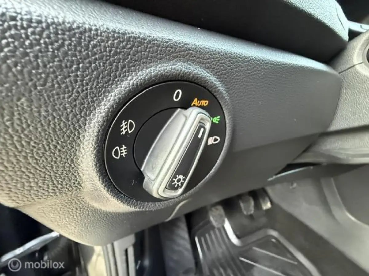1.6 TDI Style Business 12.499 incl. BTW Rijkelijk Uitgevoerd