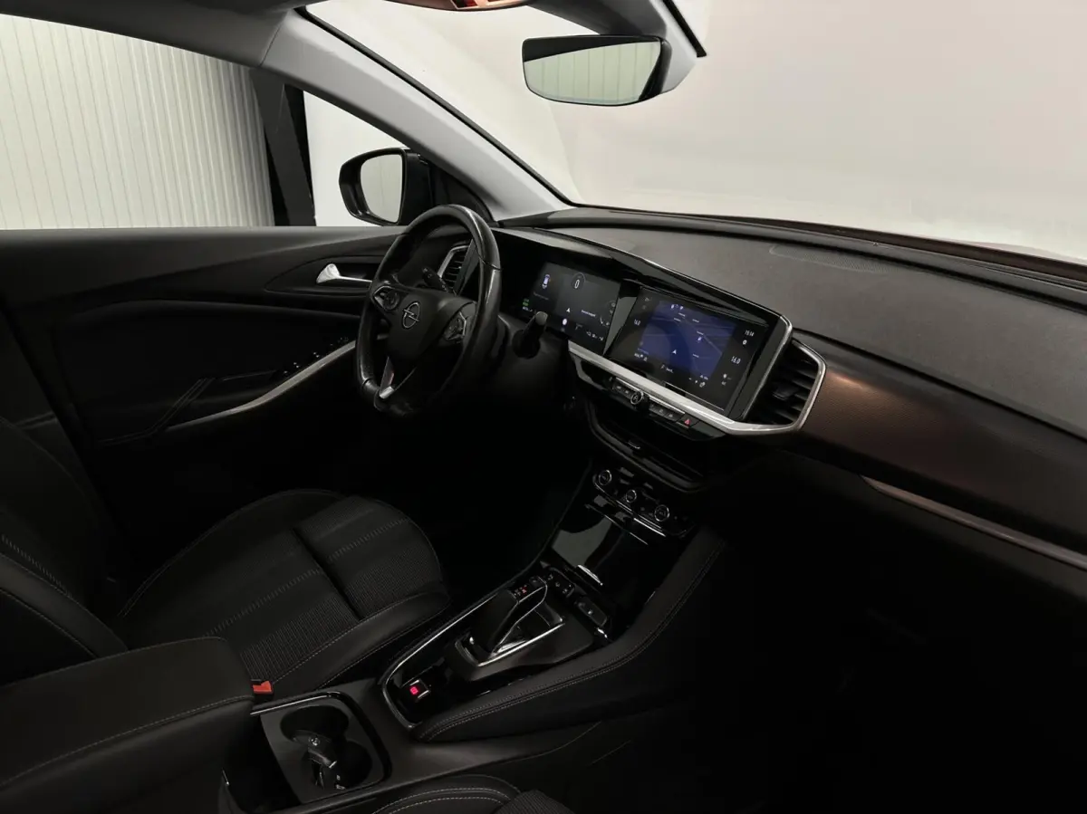 1.6 Turbo Plug-In Hybrid Level 3 TREKHAAK CARPLAY NAVI CRUISE CAMERA.