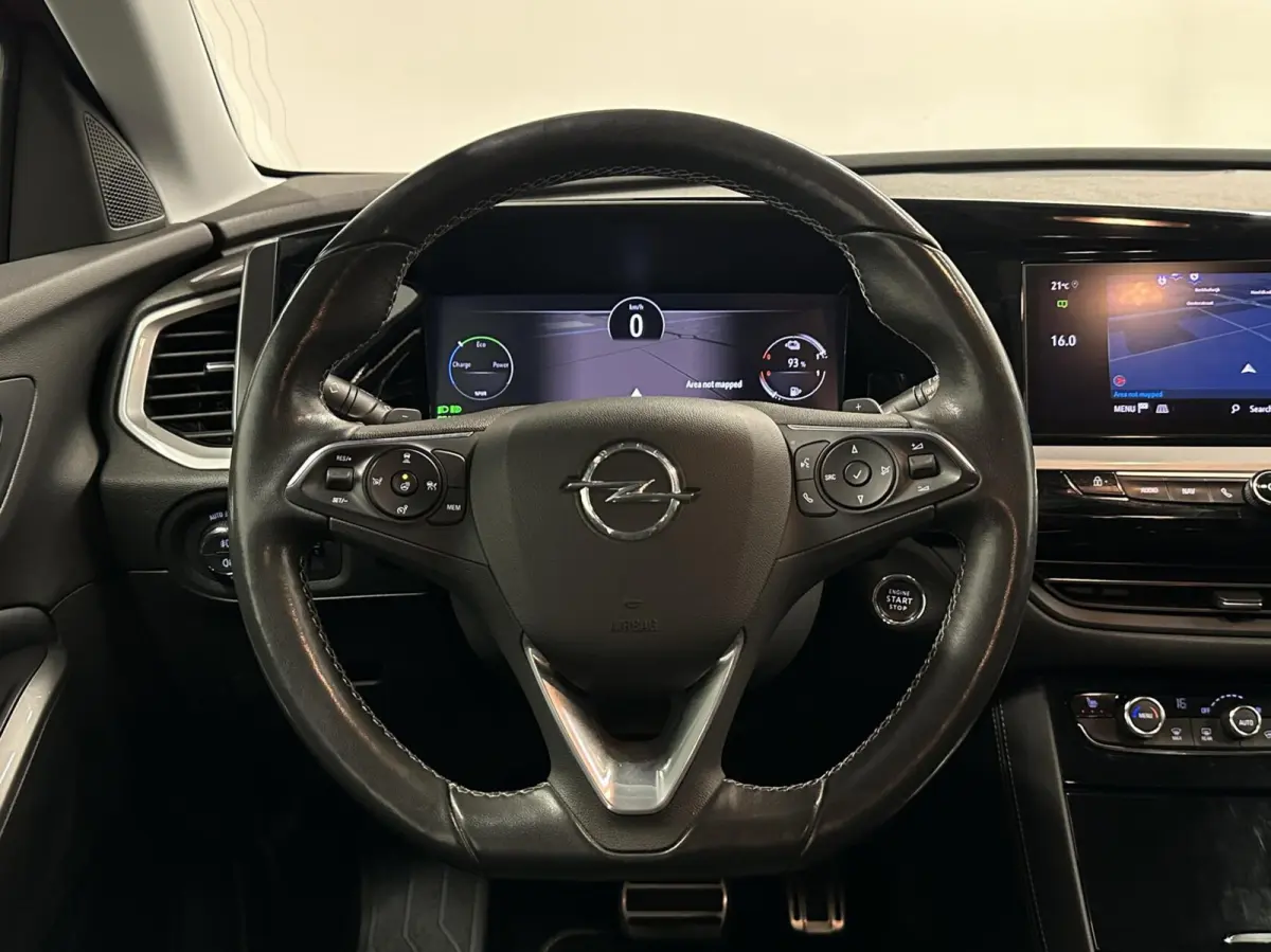 1.6 Turbo Plug-In Hybrid Level 3 TREKHAAK CARPLAY NAVI CRUISE CAMERA.