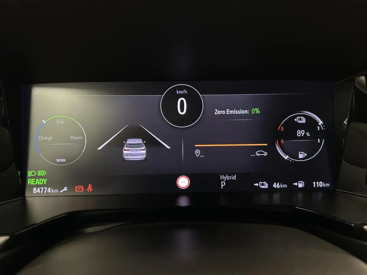 1.6 Turbo Plug-In Hybrid Level 3 TREKHAAK CARPLAY NAVI CRUISE CAMERA.
