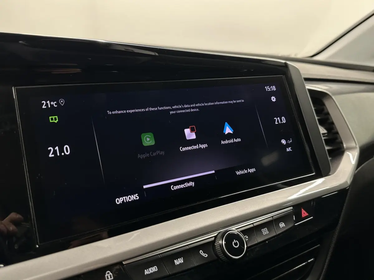 1.6 Turbo Plug-In Hybrid Level 3 TREKHAAK CARPLAY NAVI CRUISE CAMERA.