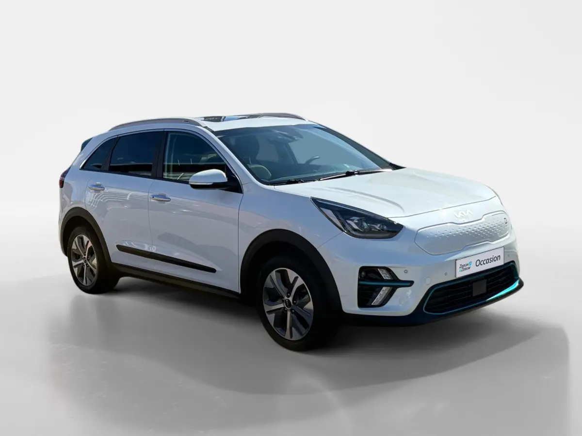 ExecutiveLine 64 kWh Meest luxe uitvoering | 1e Eigenaar | Dealer onderhouden | 3 Fase laden | Allseason banden | Metallic lak | Fabrieksgarantie | NAP