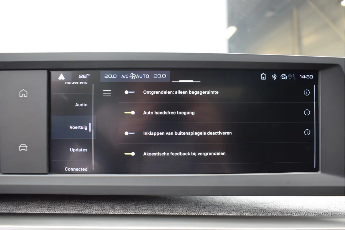 1.2 Hybrid 145 Allure 7p | Keyless entry & start | Apple Carplay/Android Auto | Camera