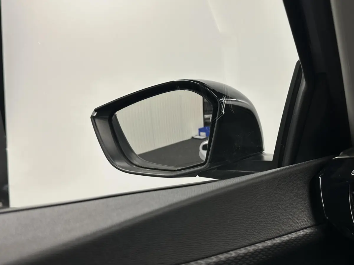 1.2 PureTech Active Pack Business NAVI CARPLAY CRUISE ECC.