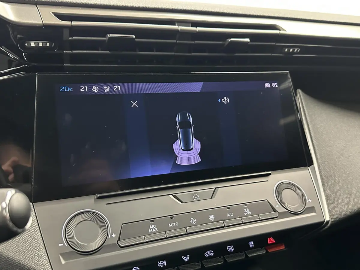 1.2 PureTech Active Pack Business NAVI CARPLAY CRUISE ECC.