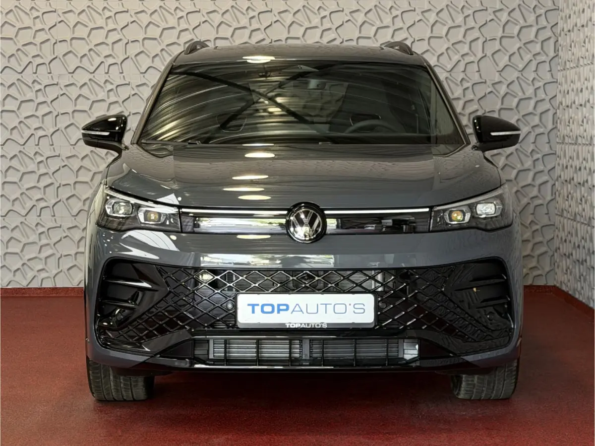 1.5 eTSI 150PK DSG R-Line Black Style | Panorama | HUD | Trekhaak | 360° Camera | Nieuw