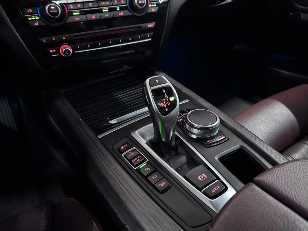 XDrive35i High Executive M Pakket Panoramadak H/K Lane assist Headup