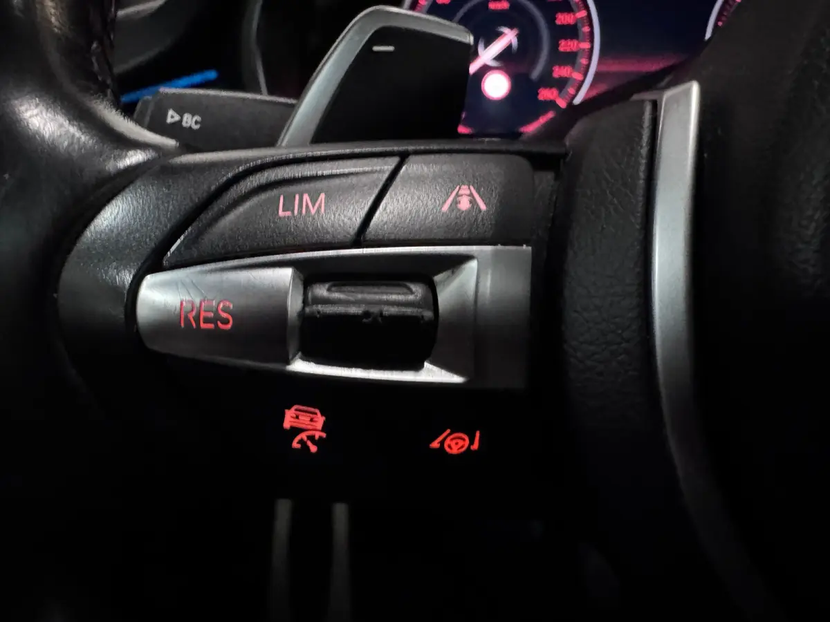 XDrive35i High Executive M Pakket Panoramadak H/K Lane assist Headup