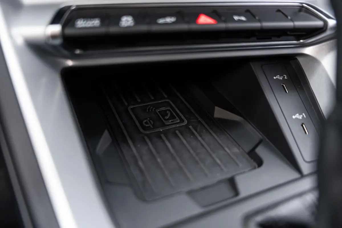 45 TFSI e Carplay Ambient Light Leer 360" camera