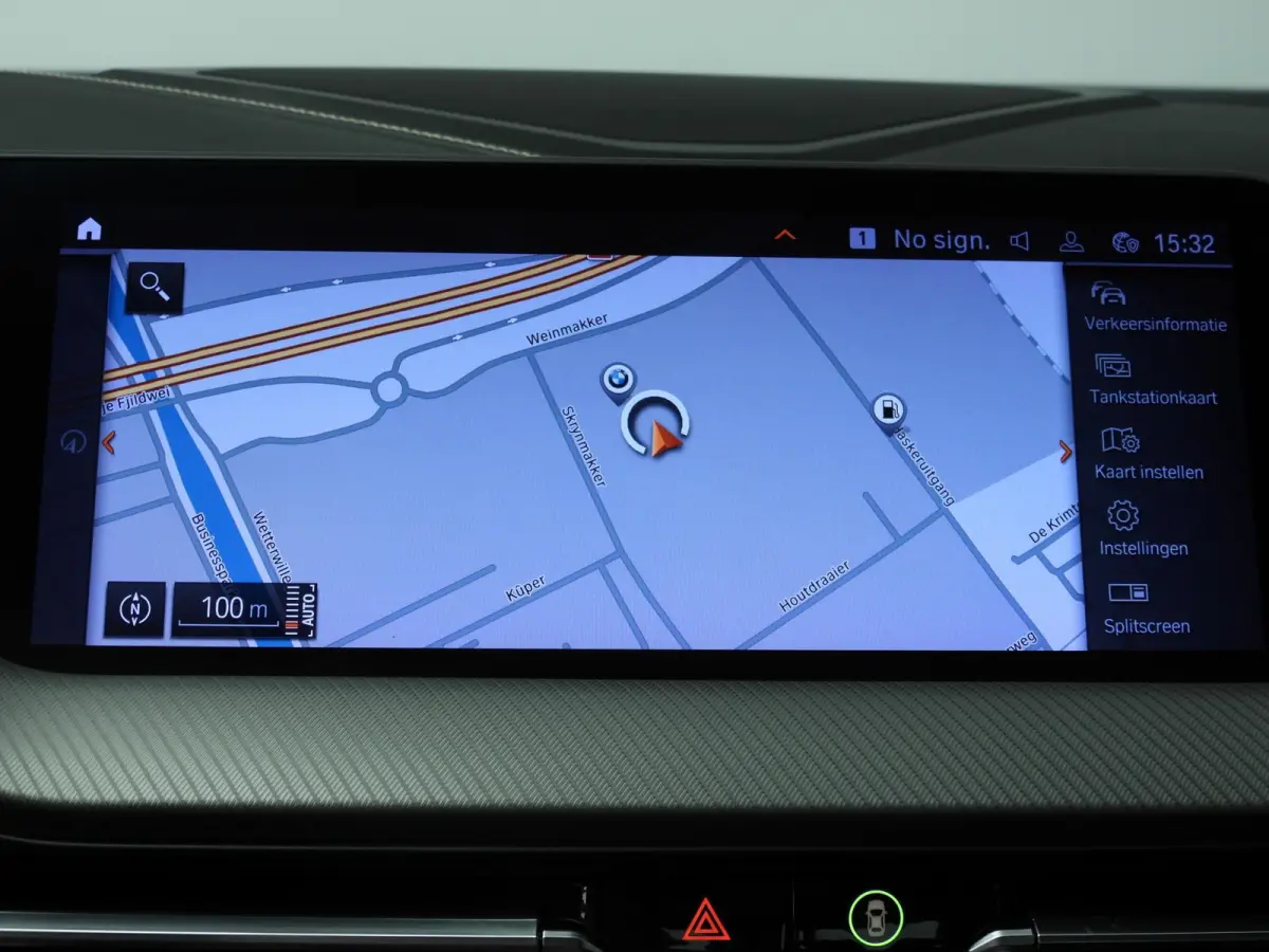 218i | LED | Leder | Navigatie | Active cruise | Panoramadak | Trekhaak | Stoelverwarming | DAB | hifi speakers | Alu 18 inch