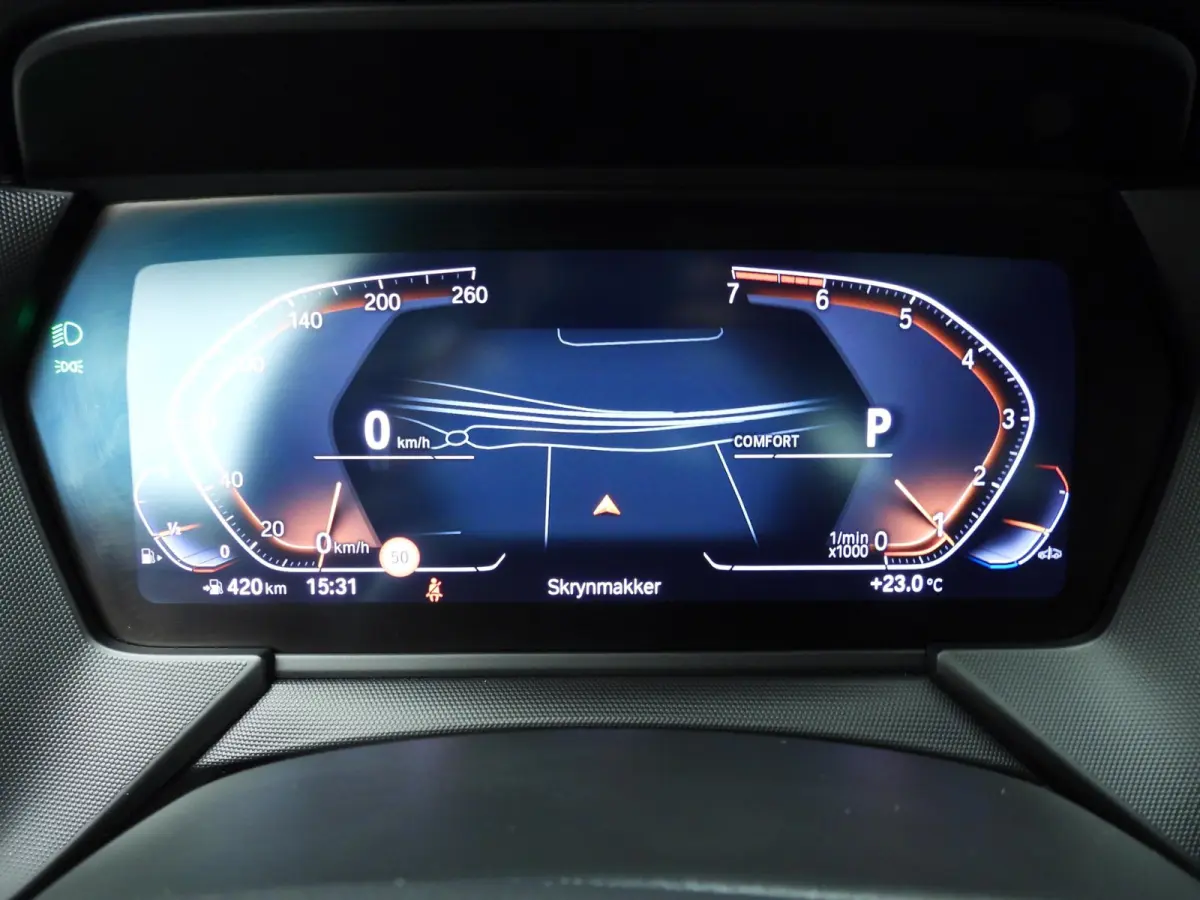 218i | LED | Leder | Navigatie | Active cruise | Panoramadak | Trekhaak | Stoelverwarming | DAB | hifi speakers | Alu 18 inch