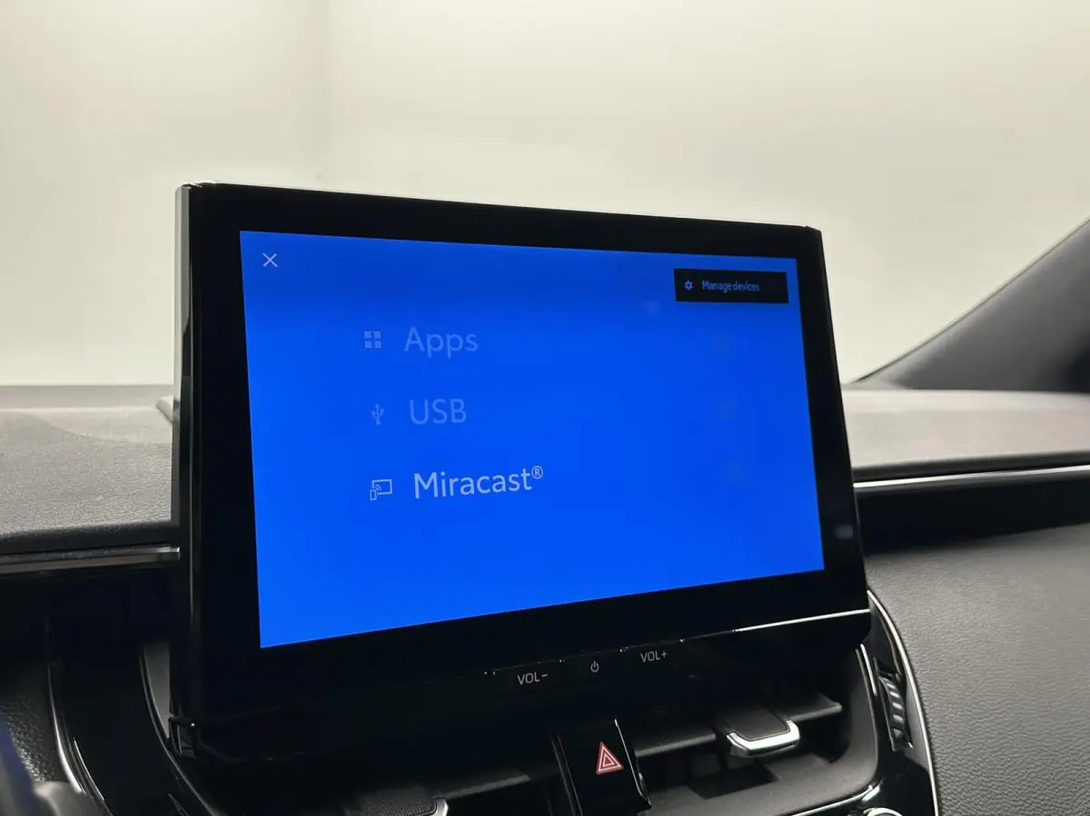Hybrid 140 Active CAMERA CARPLAY NAVI ADAPTIEF CRUISE.