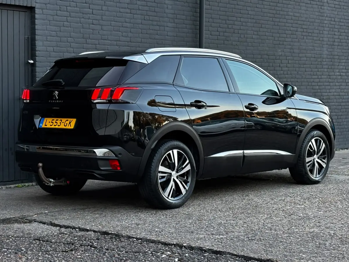 1.2 PureTech GT Line TREKHAAK|CARPLAY|KEYLESS|CAMERA|LEDER|NAVI