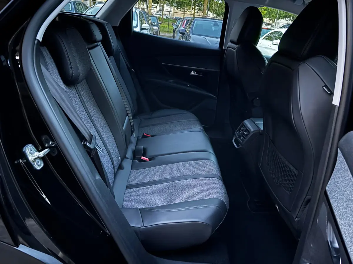 1.2 PureTech GT Line TREKHAAK|CARPLAY|KEYLESS|CAMERA|LEDER|NAVI