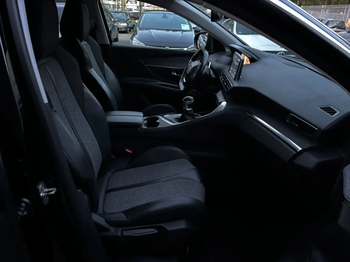 1.2 PureTech GT Line TREKHAAK|CARPLAY|KEYLESS|CAMERA|LEDER|NAVI