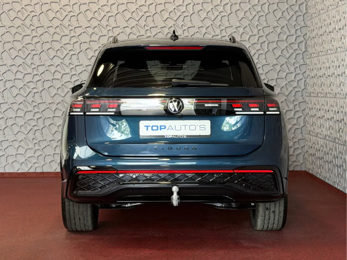 1.5 eTSI 150 PK R-Line Black Style | Panorama BENZINE | HUD | Trekhaak | 360° Camera | Nieuw