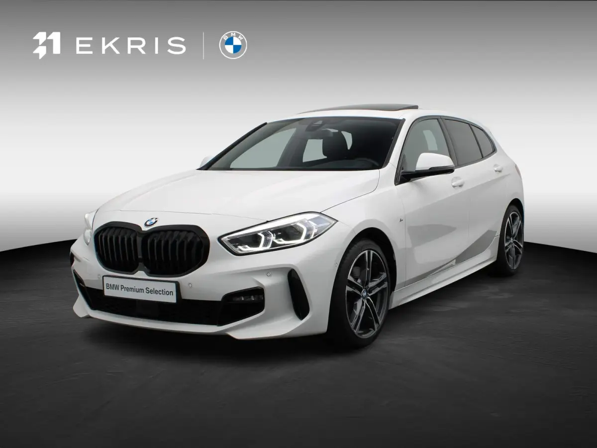5-deurs 118i High Executive | Model M Sport | Audio Media Pack | Parking Pack | Panoramadak | DAB | HiFi | 18''