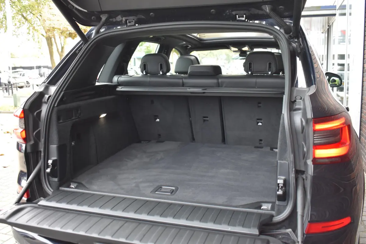 xDrive40d High Executive PANO