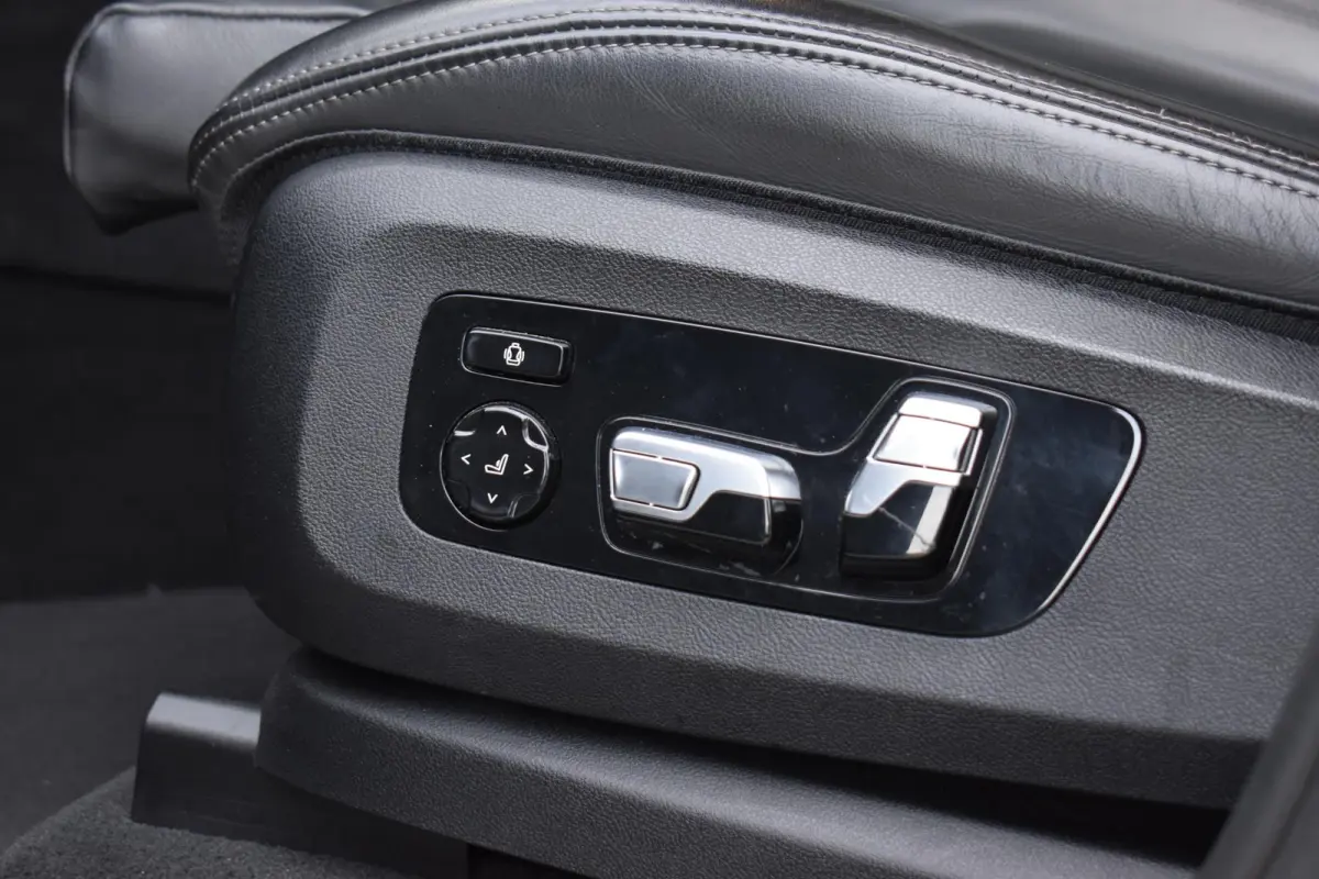 xDrive40d High Executive PANO