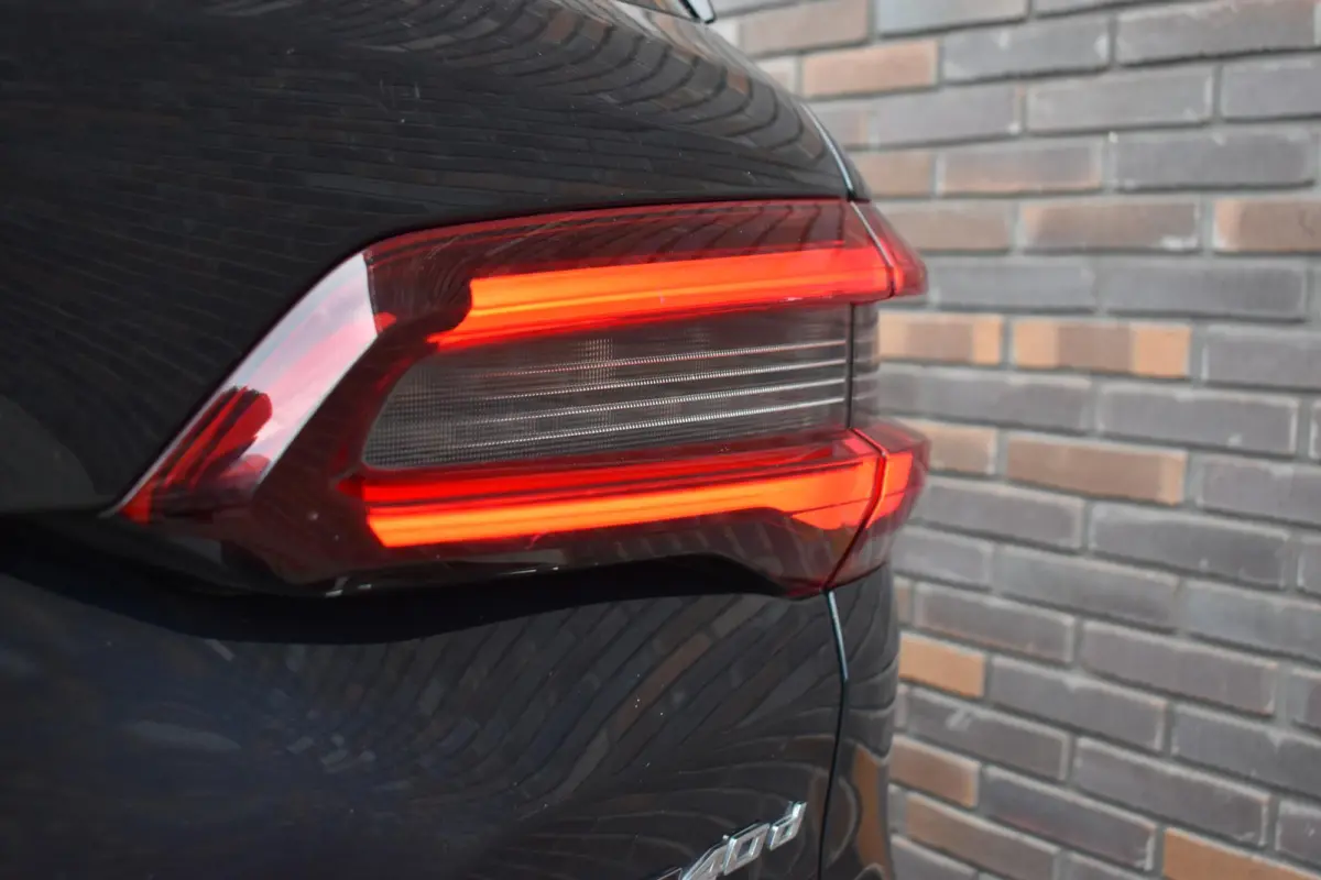 xDrive40d High Executive PANO
