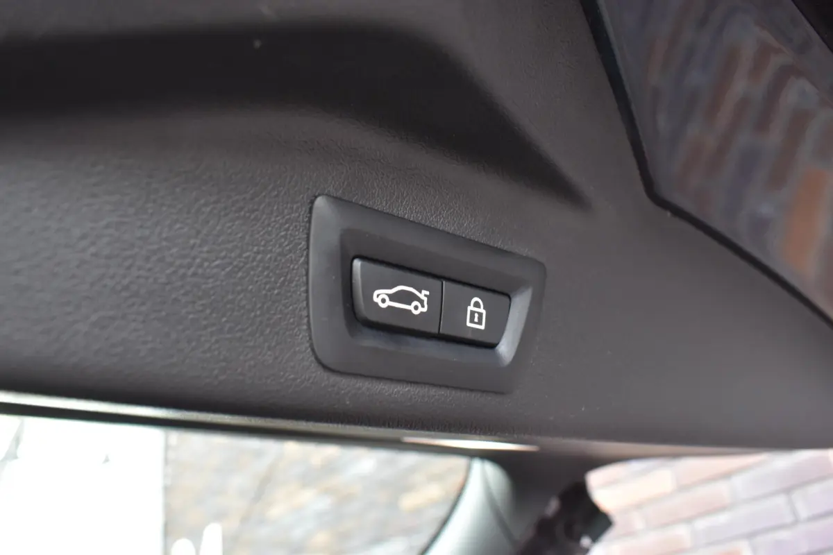 xDrive40d High Executive PANO
