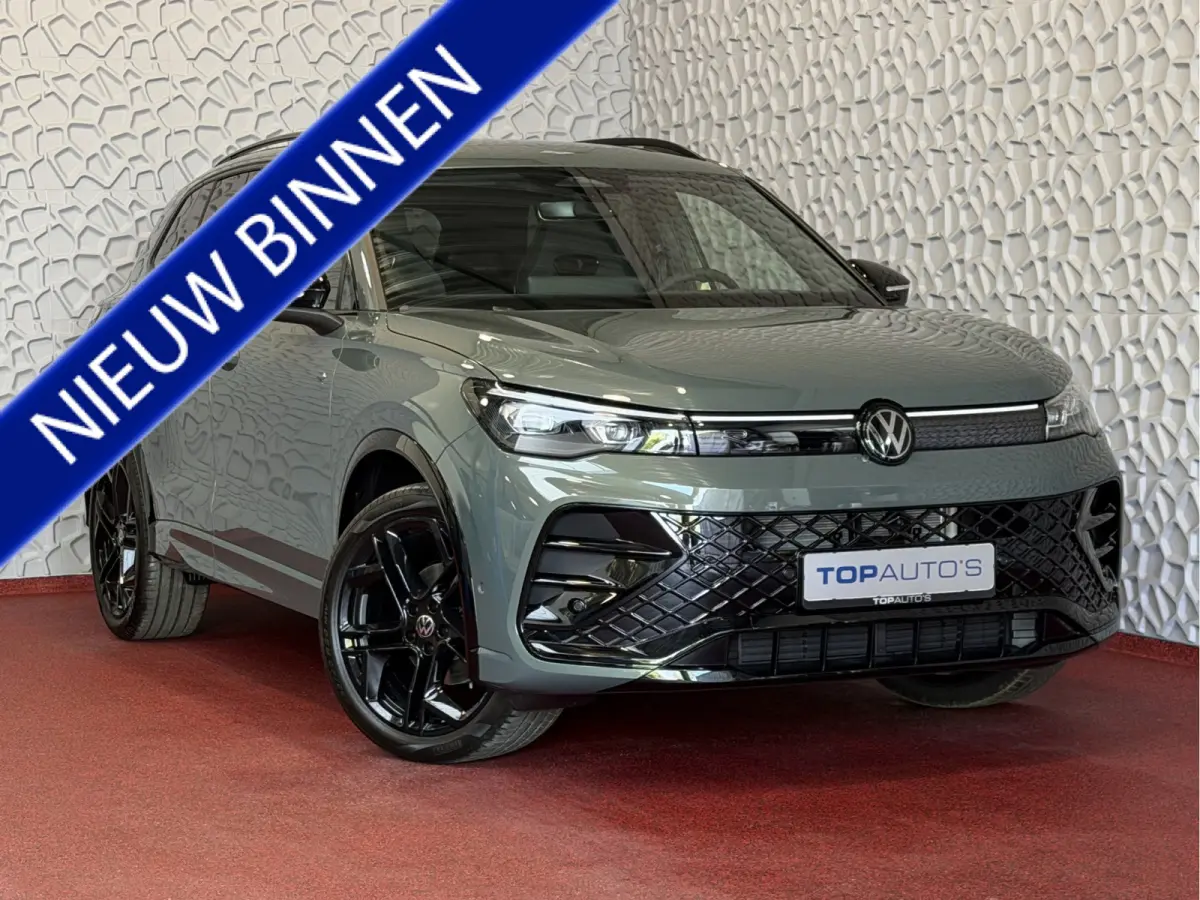 1.5 eTSI 150PK ZNDR STEKKER DSG R-Line Black Style | Panorama | HUD | Trekhaak | 360° Camera | Nieuw