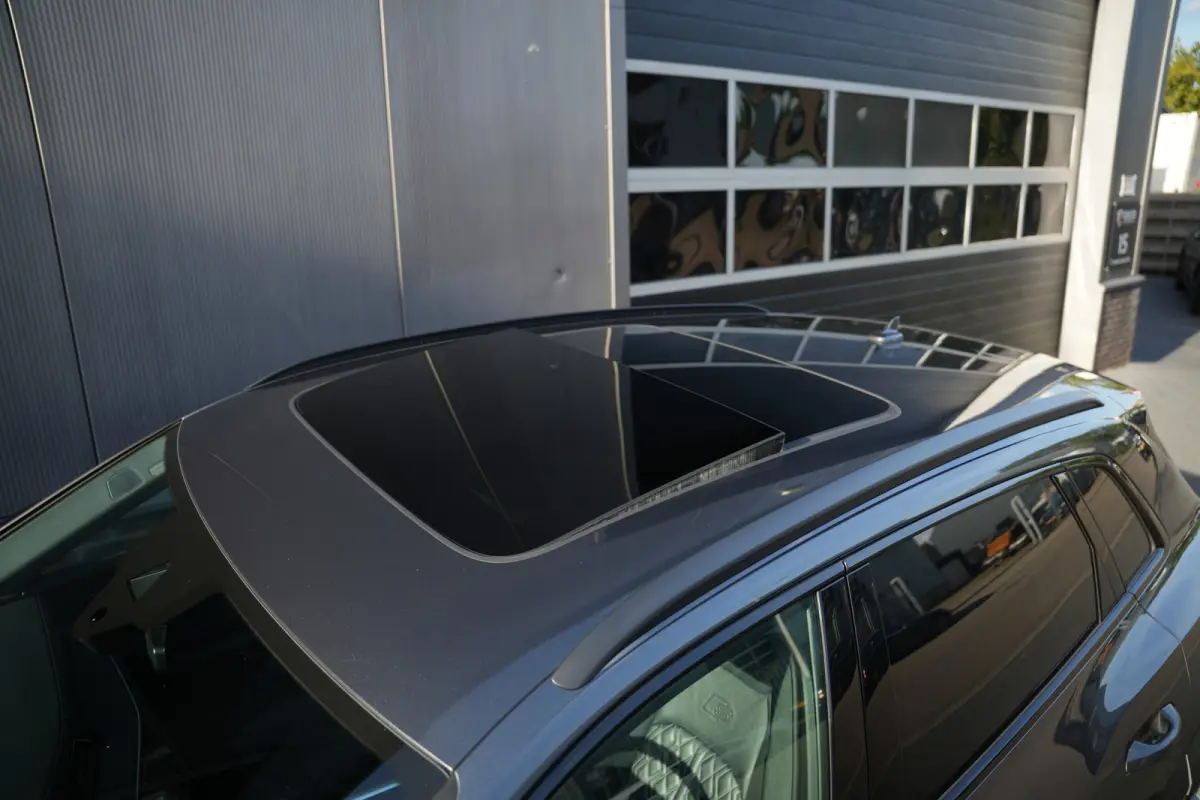 SQ8 Quattro 115 kWh 503 pk / BTW-Auto/ Lucht-Vering/ RS-Stoelen/ Stoel.Verw/ Head-Up/ B&O-3D/ 360-Camera/ Matrix-Led/ Keyless/ 22'' LMV