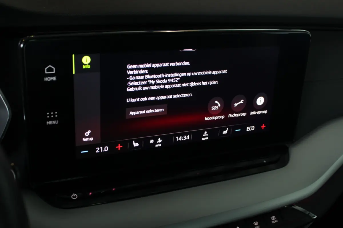 1.4 TSI iV PHEV Business Edition Trekhaak | Carplay | Stoelverw. | Camera | Navi | Bluetooth | 18” LMV | PDC V+A