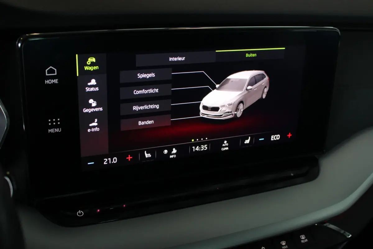1.4 TSI iV PHEV Business Edition Trekhaak | Carplay | Stoelverw. | Camera | Navi | Bluetooth | 18” LMV | PDC V+A