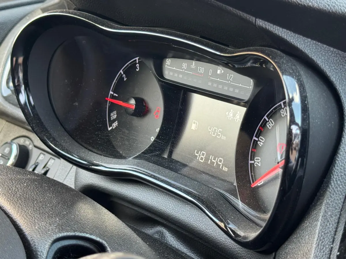 1.0 Online Edition CARPLAY/PDC/LMV/CRUISE/NL-AUTO/48.000 KM!