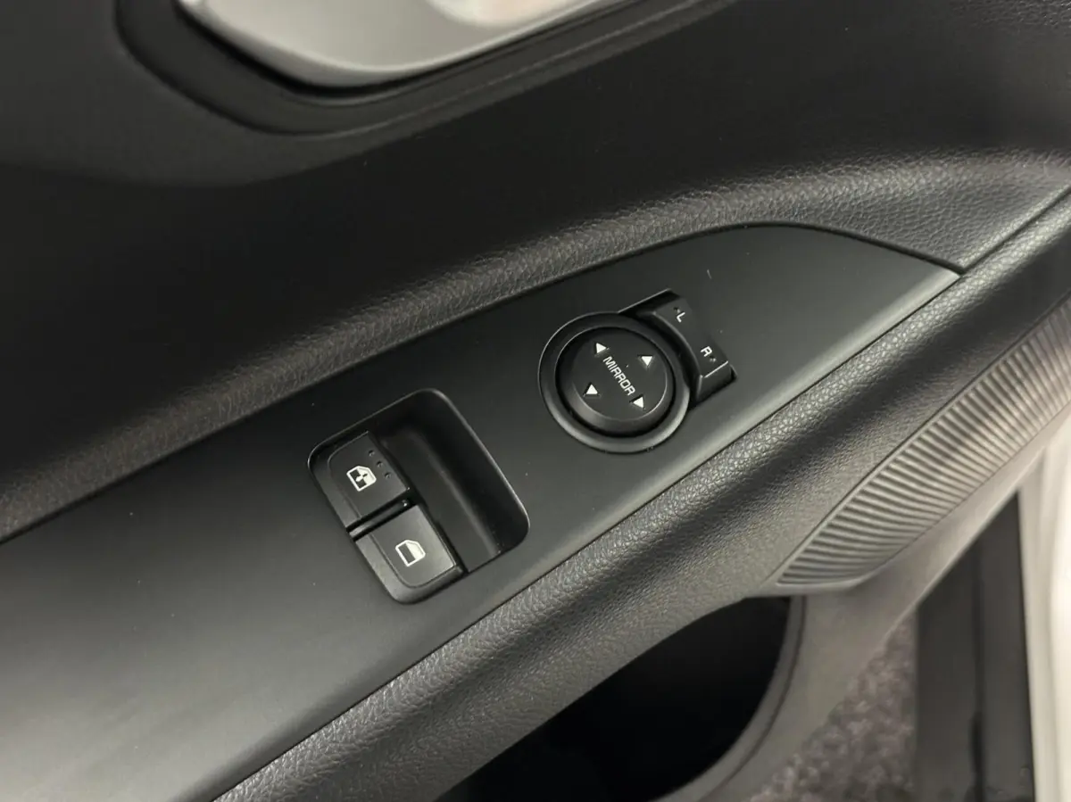 1.0 T-GDi MHEV DynamicLine TREKHAAK CAMERA CARPLAY NAVI CRUISE.
