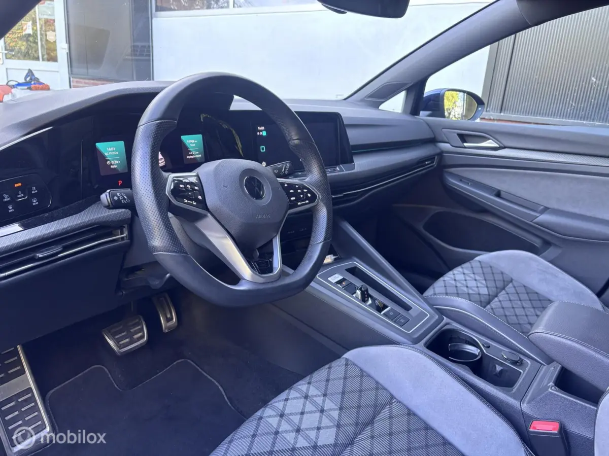 1.5 eTSI R-Line Business|Headup|Carplay|IQ