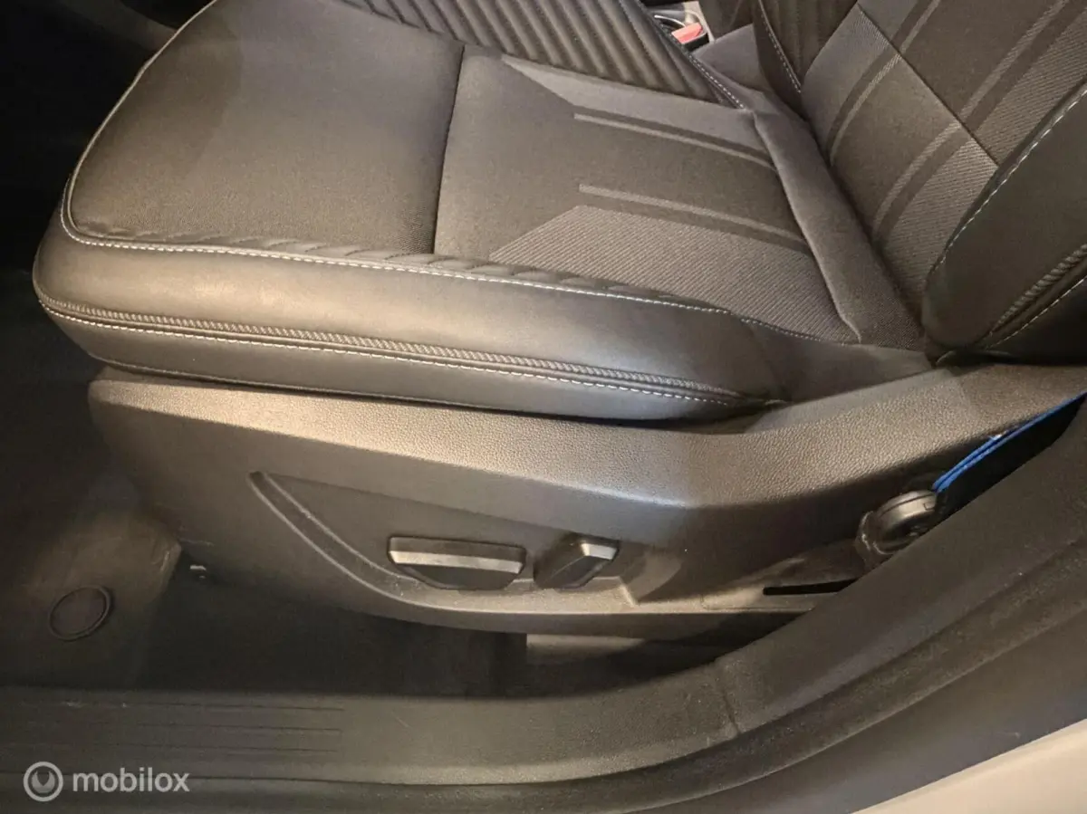 1.6 E-Tech full hybrid 145 esprit Alpine