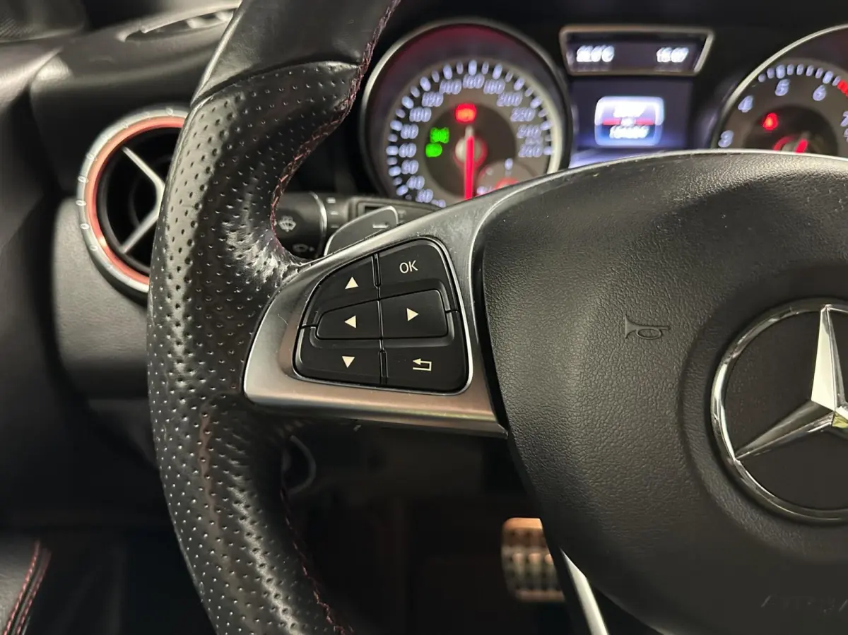200 OrangeArt Edition AMG NAVI CRUISE LM.