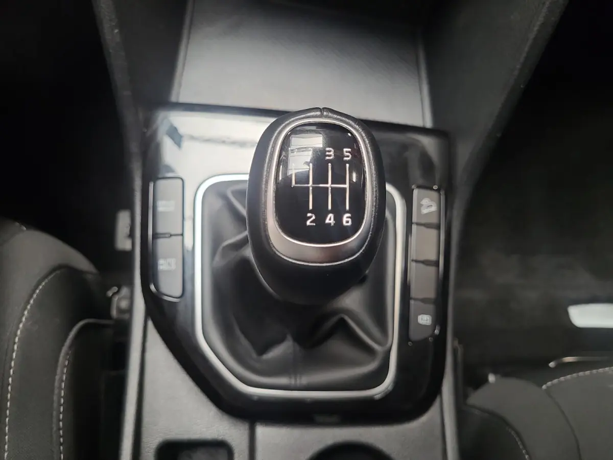 1.6 T-GDi MHEV DynamicLine Edition 150 PK | Metallic lak | Trekgewicht: 1.650 kg |  Fabrieksgarantie | NAP