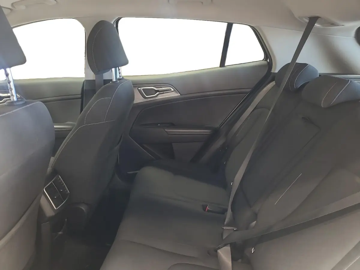 1.6 T-GDi MHEV DynamicLine Edition 150 PK | Metallic lak | Trekgewicht: 1.650 kg |  Fabrieksgarantie | NAP