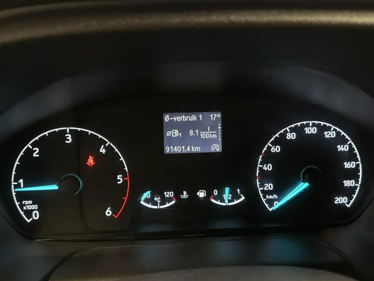 300 2.0 TDCI L2H1 Trend AIRCO CRUISE TREKHAAK 91000KM.